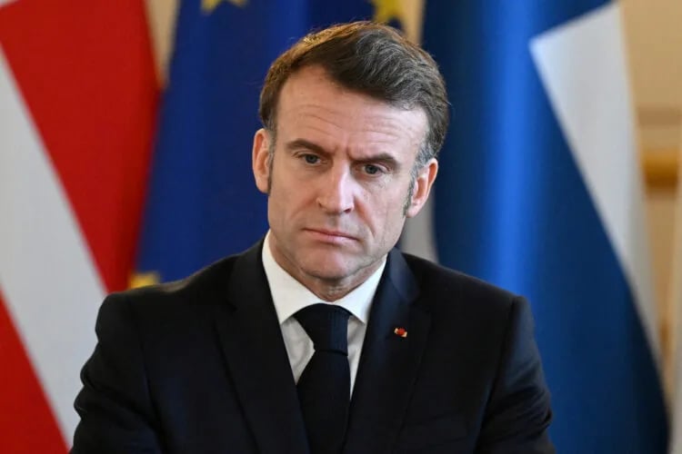 Macron šalje ratni brod prema Grenlandu