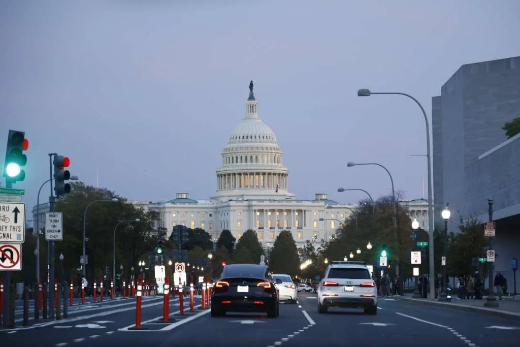 Sjedinjene Države nezadovoljne odlukom Britanije o nuklearnom postrojenju