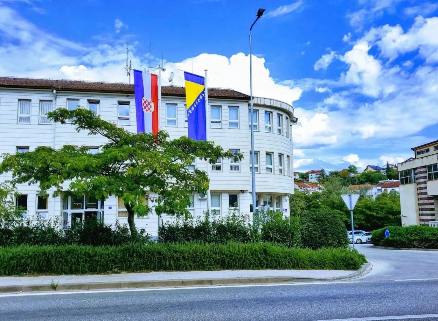 Široki Brijeg: Dvojac iz Širokog Brijega otkopao grob i premjestio tijelo pokojnika