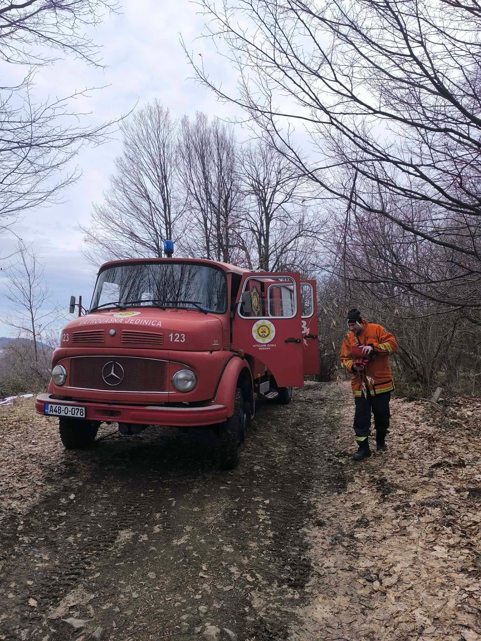 Brza reakcija: Vatrogasci ugasili požar u Srebreniku