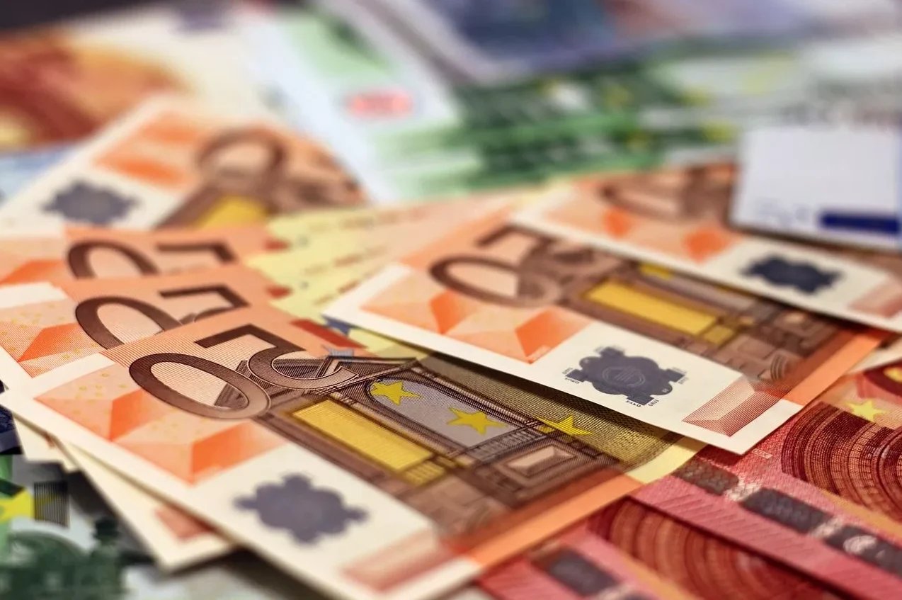 Novi propisi za prijenos gotovine preko granice: Za iznos preko 10.000 eura potrebno je odobrenje Federalnog ministarstva finansija