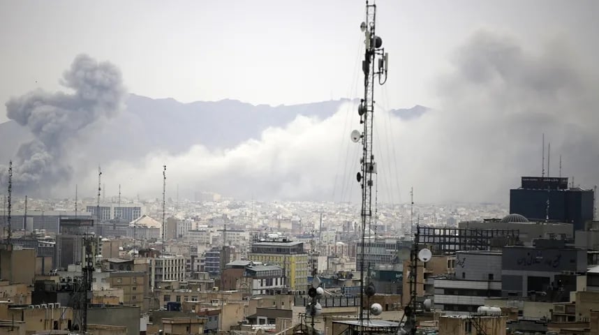 Eskalacija sukoba: Američko-izraelski napadi na stambena područja u Iranu ostavili 12 mrtvih, među žrtvama i šestomjesečna beba