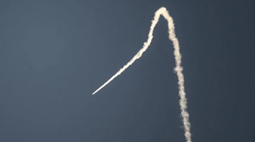 Iran lansirao raketni udar na Tel Aviv: Eksplozije u srcu Izraela kao osveta za ubistvo Larijanija