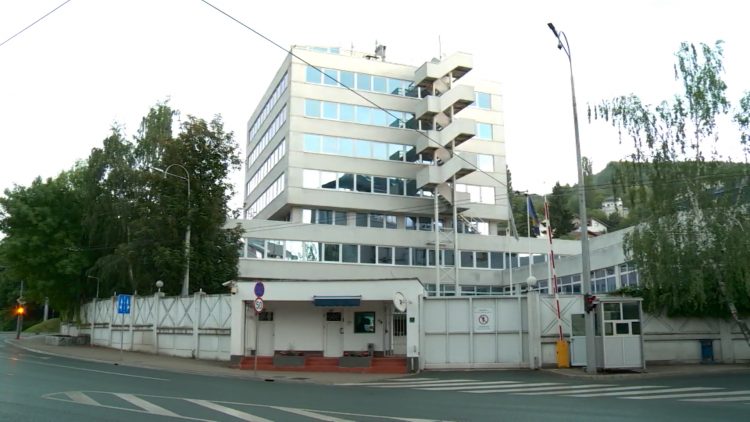 OHR blokirao isplate SNSD-u i Ujedinjenoj Srpskoj