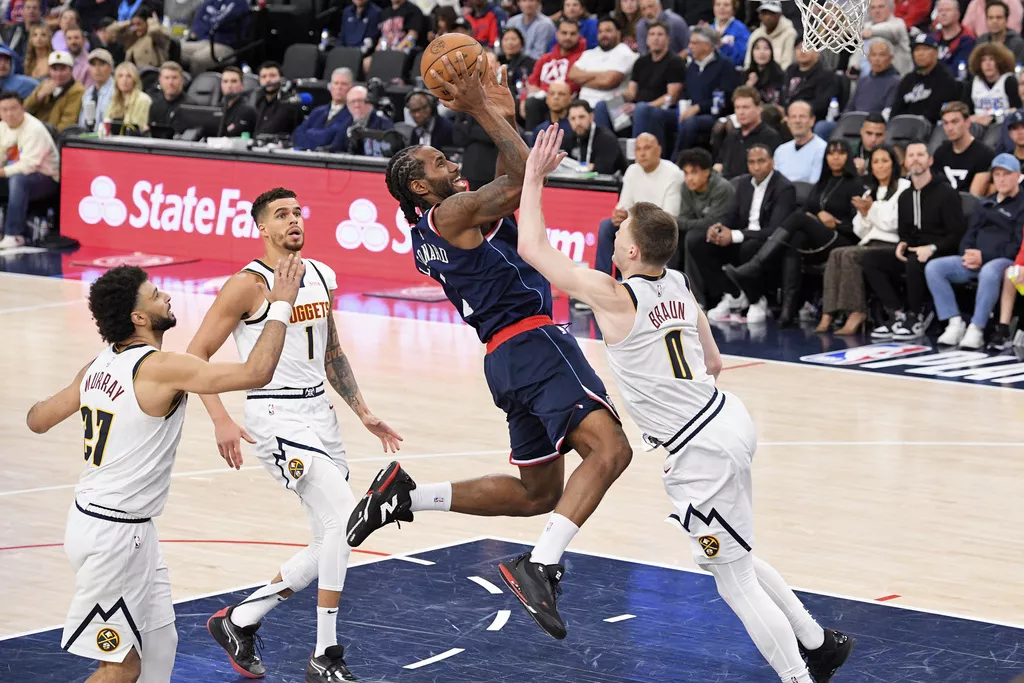 Clippersi preživjeli kod kuće i izborili majstoricu protiv Denvera, Knicksi prošli Detroit