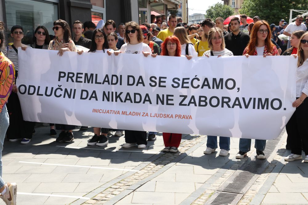Mladi iz Srbije opet dolaze u Tuzlu da odaju počast žrtvama Kapije