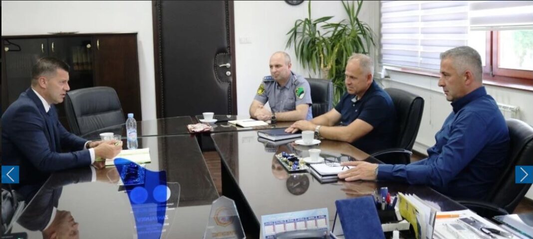 Gradonačelnik Gračanice u radnoj posjeti MUP-u Tuzlanskog kantona