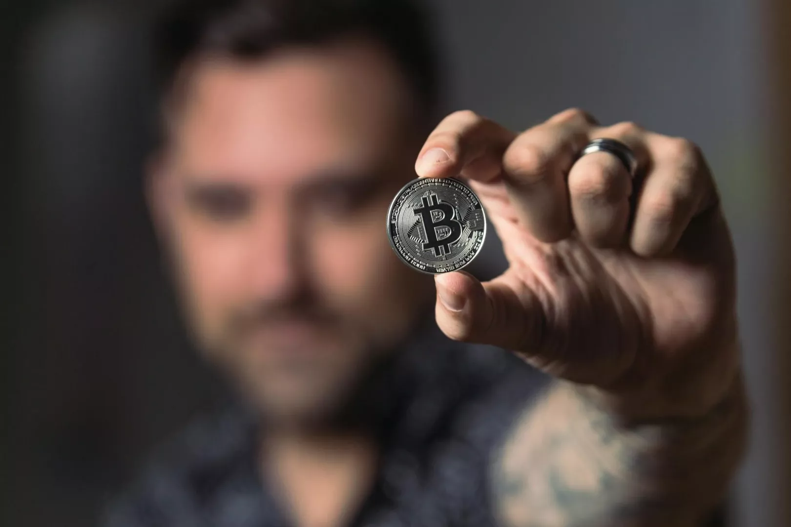 Blagi pad bitcoina, itirijum nastavlja rast