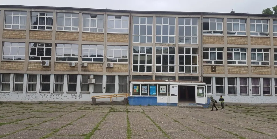 Maloljetnik izboden nožem u Tuzli