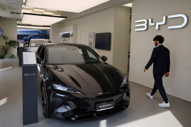 Kineski proizvođač električnih automobila BYD nadmašio Teslu po prodaji