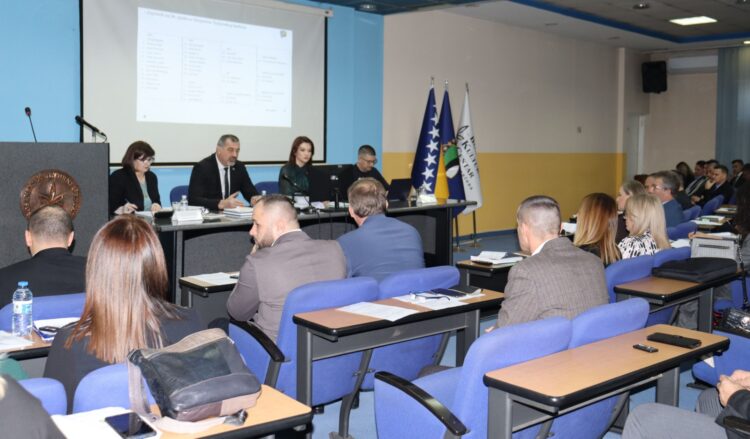 Tuzlanski kanton 1. marta bi trebao dobiti novu (staru) Vladu