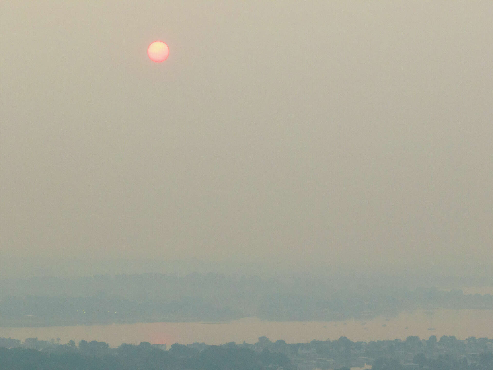 Kvalitet zraka u Gračanici: Kako razumjeti i pratiti stanje?