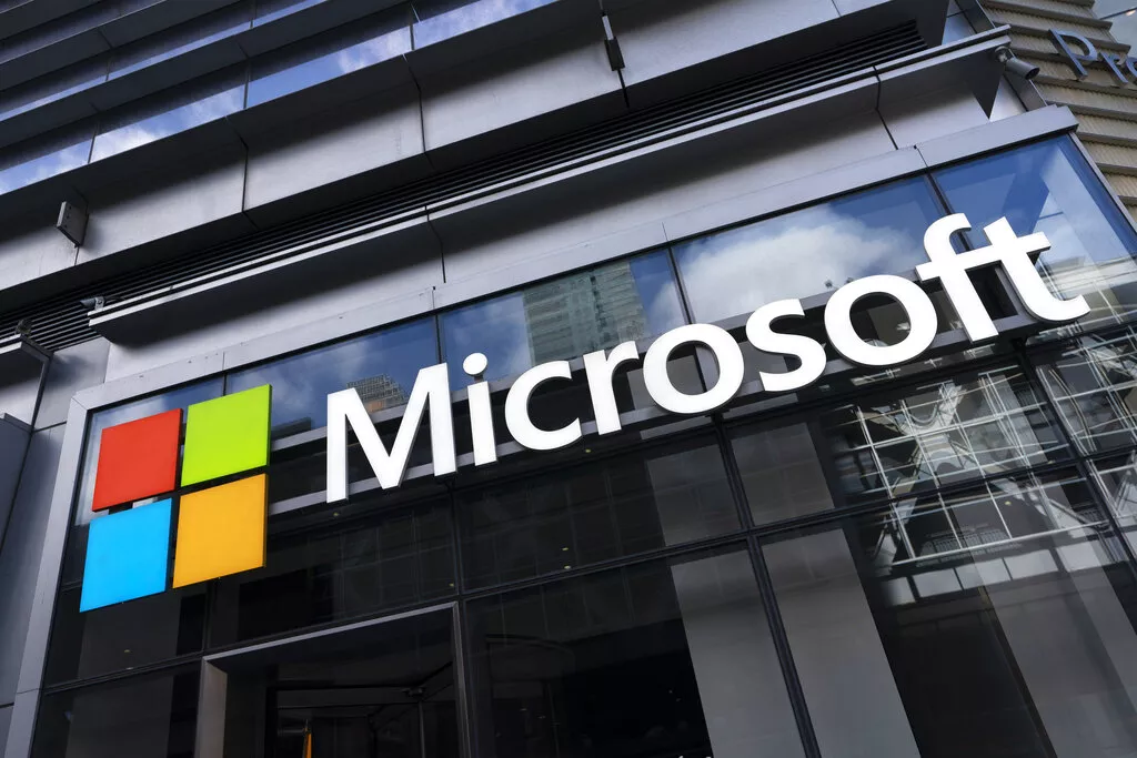 Microsoft priznao: Dozvolili bismo da Tramp špijunira podatke Evropske unije