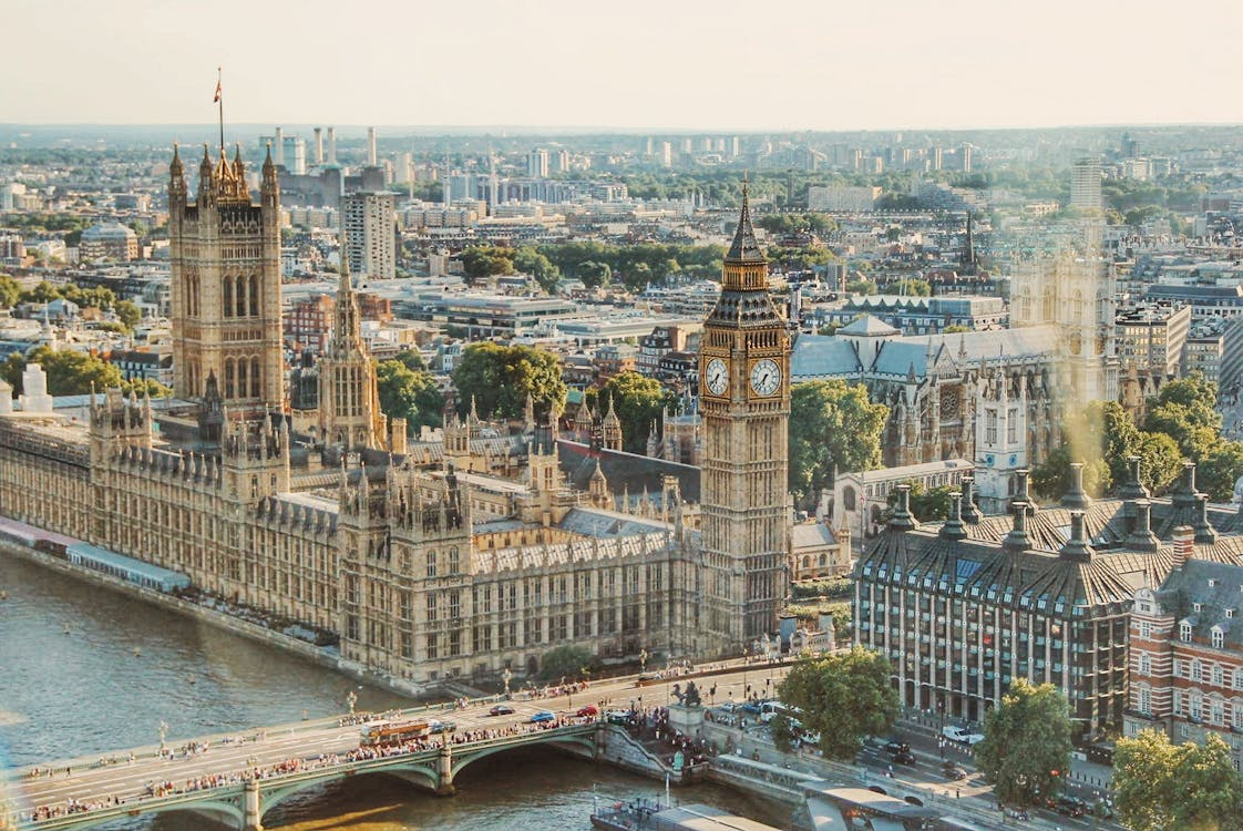 Britanski list otkriva: Da li u Velikoj Britaniji živi tajna porodica Adolfa Hitlera?