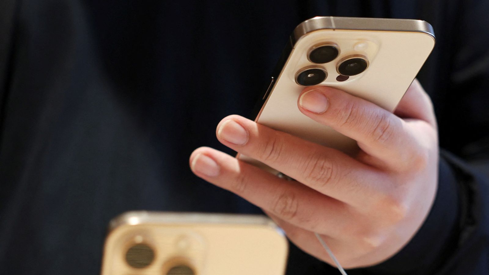 Apple: iPhone Fold stiže s ogromnim očekivanjima