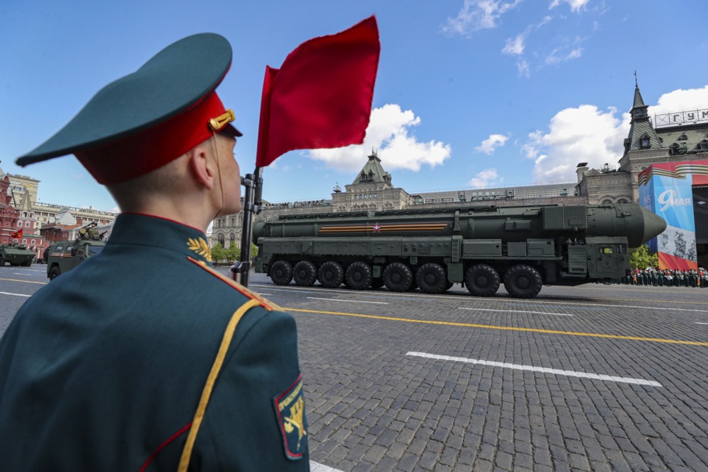 Rusija stavlja balističke rakete u stanje pripravnosti: Priprema za borbene patrole