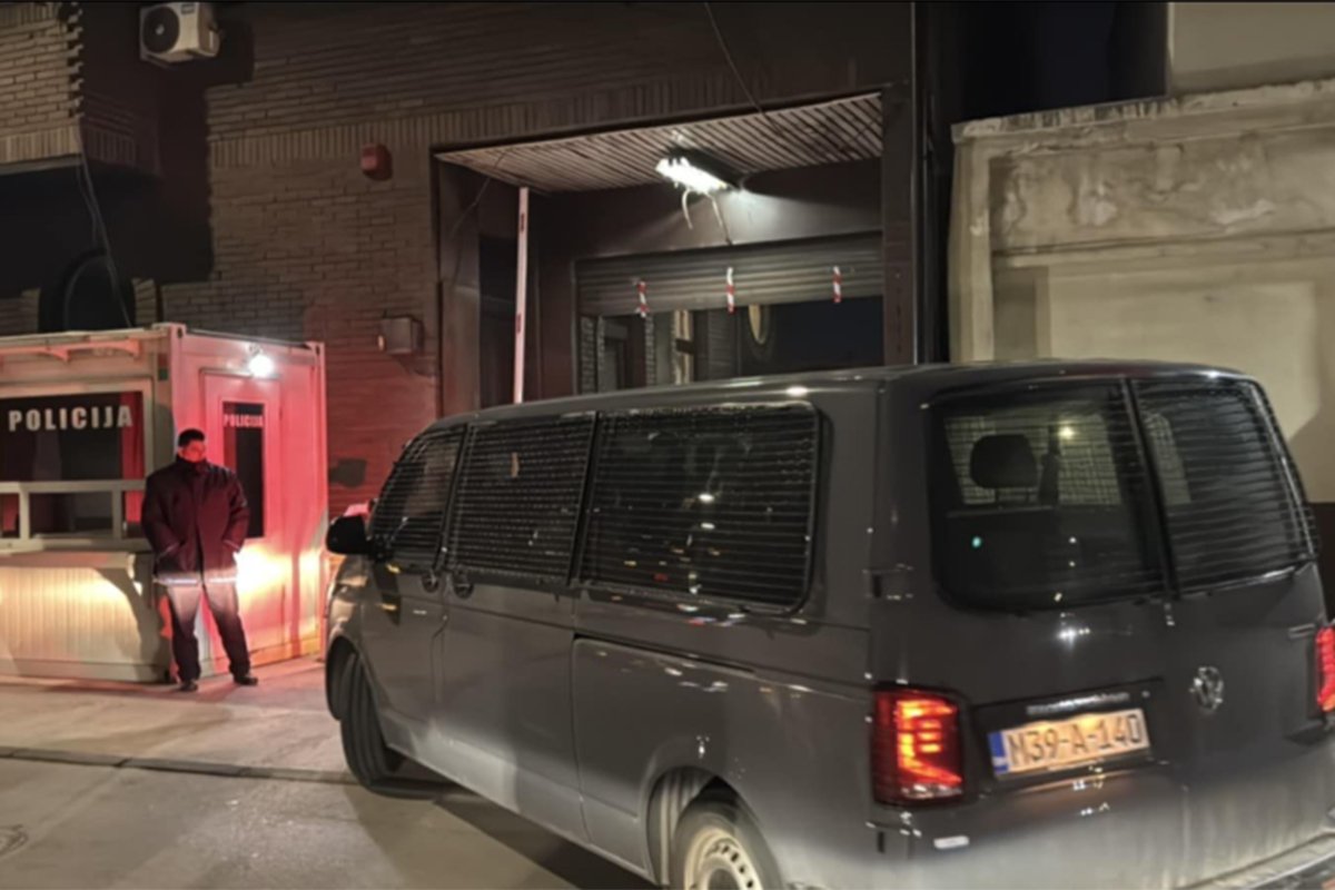 Dvostruki ubica Emir Selimović prebačen u Tuzlu na ispitivanje