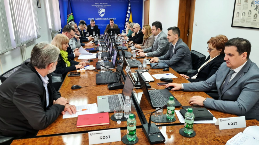 Vlada TK osigurala dodatna četiri miliona KM za opremanje policije