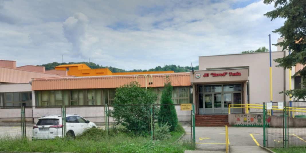 Tuzlanska policija istražuje optužbe protiv učitelja zbog nasilja nad djevojčicom