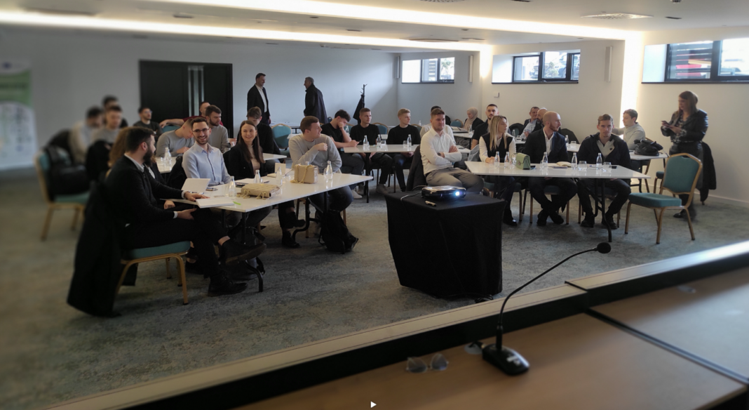 Umrežavanje studenata iz Tuzle i Slavonskog Broda kroz edukativnu radionicu o energijskoj efikasnosti