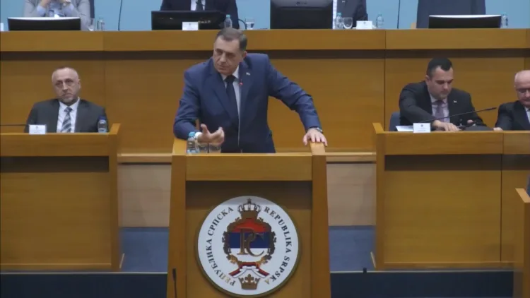 Dodik poručio da je spreman povući se iz politike pod određenim uslovima