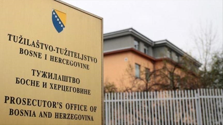 Kod uhapšenog carinika pronađeno desetine hiljada KM
