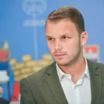 Stanivuković u žestokoj raspravi s Minićem: “Goci Pavlović bogatiji od svih općina u RS, završit će gdje zaslužuje”