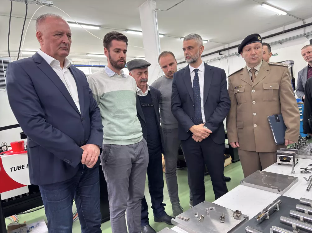 Helez u posjeti Igmanu: BH puška, uskoro kreće proizvodnja