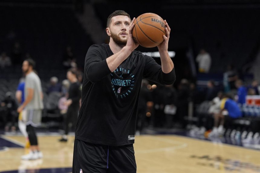 Jusuf Nurkić prelazi iz Charlottea u Utah Jazz nakon samo četiri mjeseca