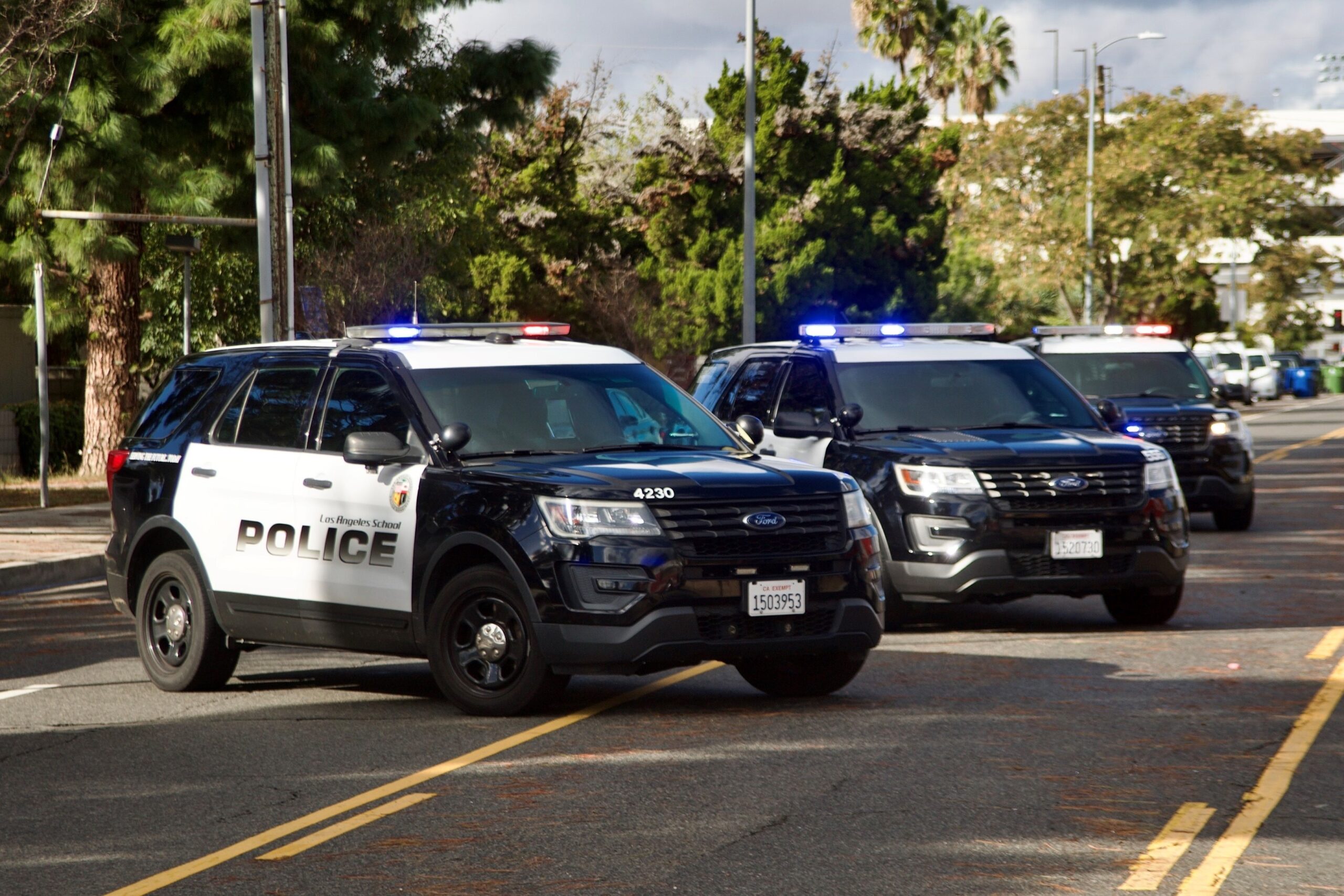 Masovna pucnjava u SAD: Troje mrtvih, 14 povrijeđenih