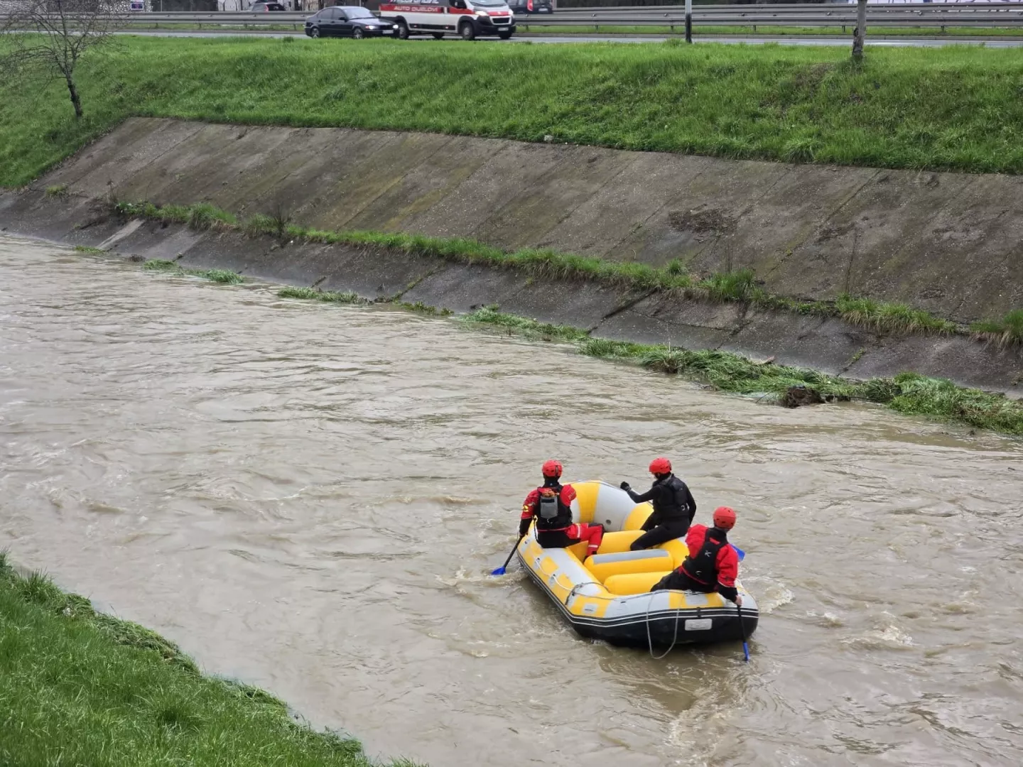 Potraga za nestalim policajcem u Tuzli i dalje traje
