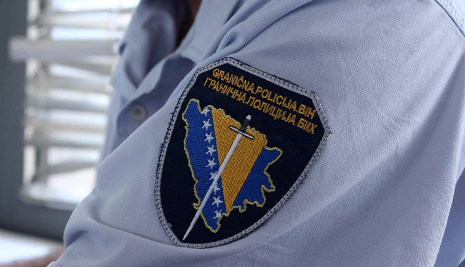 Granična policija razotkrila krijumčare, prodavali brendiranu garderobu na pijaci “Arizona”