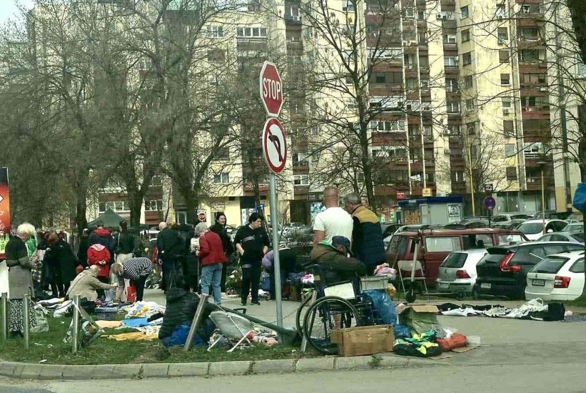 Grad Tuzla uvodi zabranu prodaje proizvoda na ulici i izvan prostora otvorenih pijaca