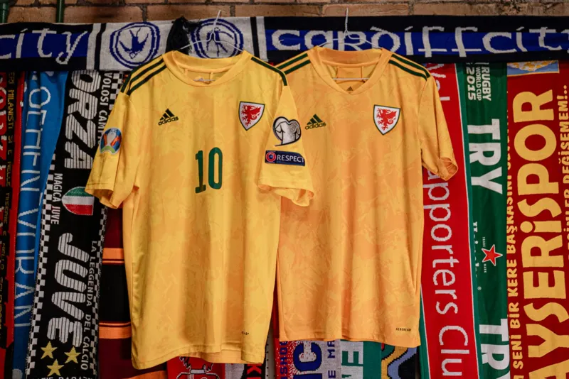 Lažna vintage roba preplavila internet: Kriminalci profitiraju na popularnosti polovne mode