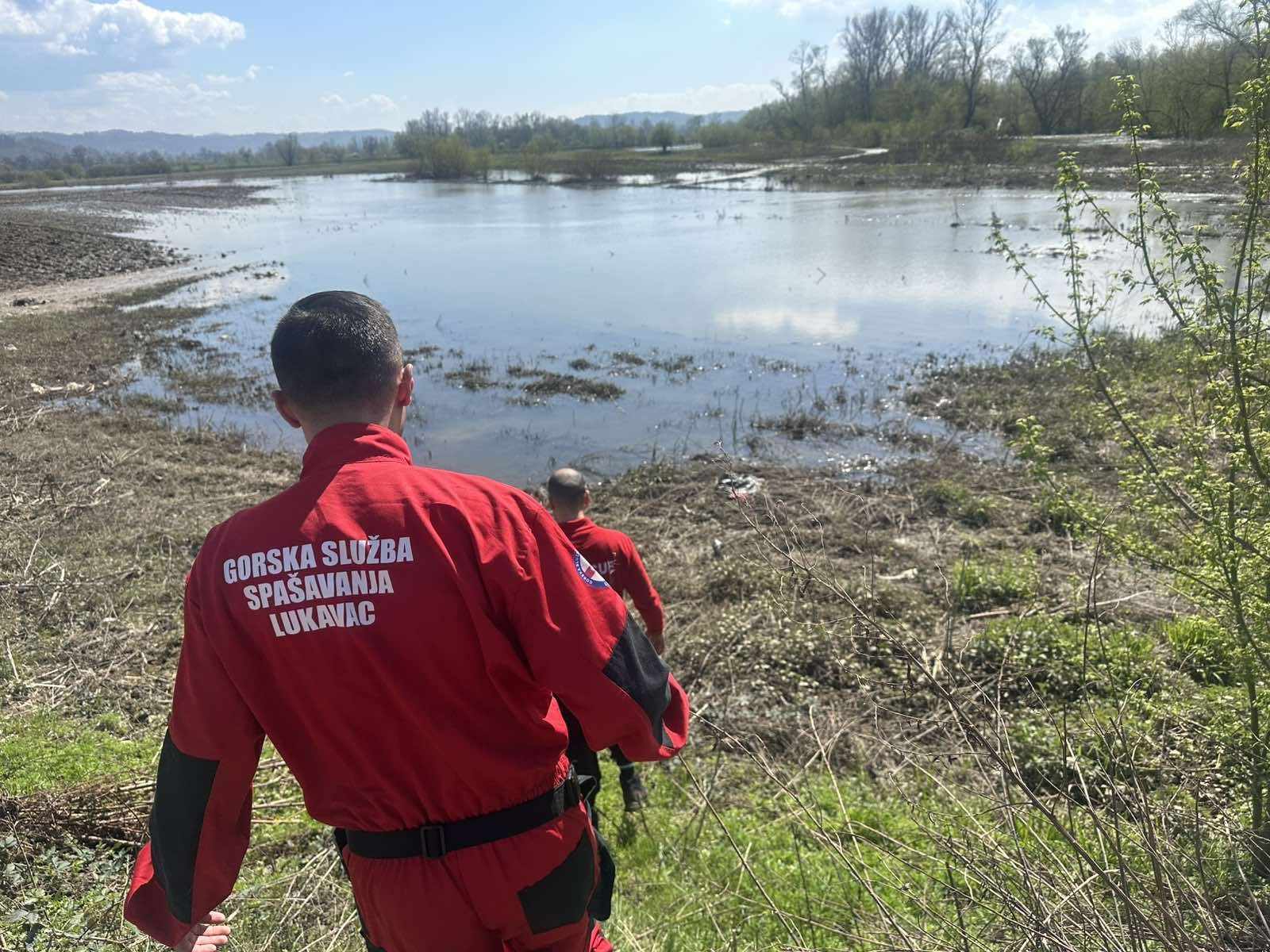 Deseti dan potrage za policajcem i bjeguncem: Pretražuje se teren nizvodno rijeke Spreče