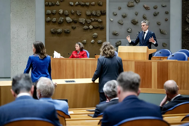 Nizozemski parlament protiv Dodika