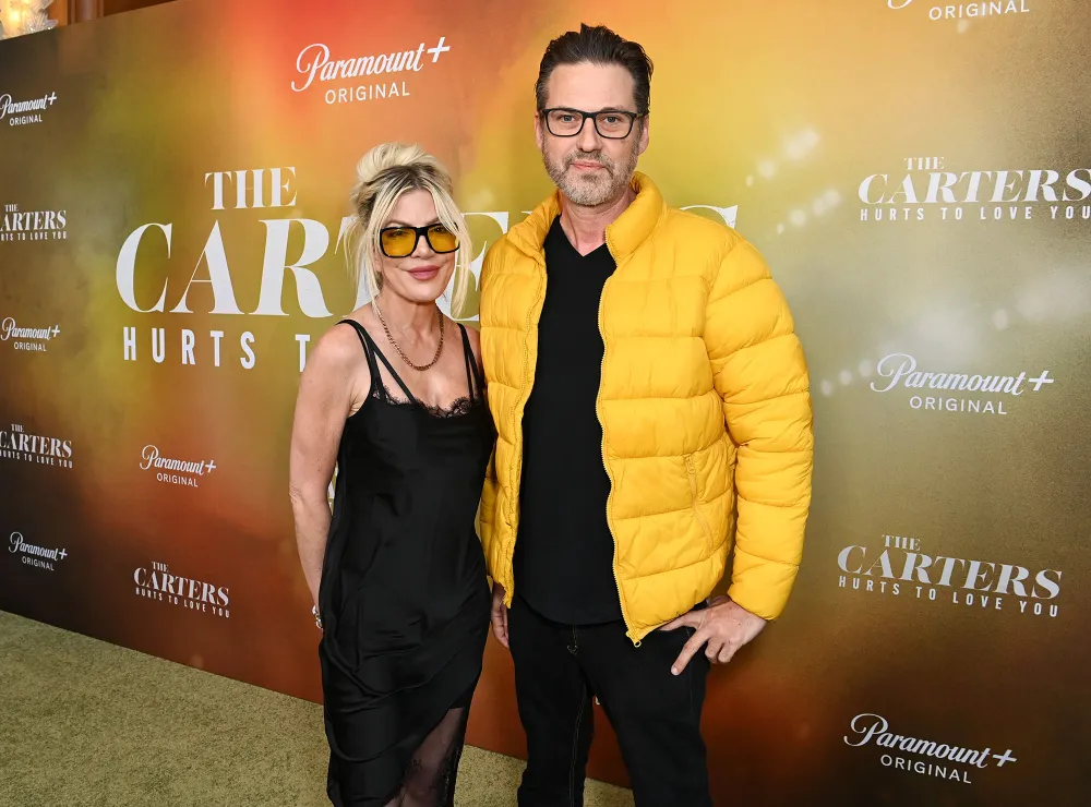 Tori Spelling prvi put na crvenom tepihu s novim dečkom Ryanom Cramerom