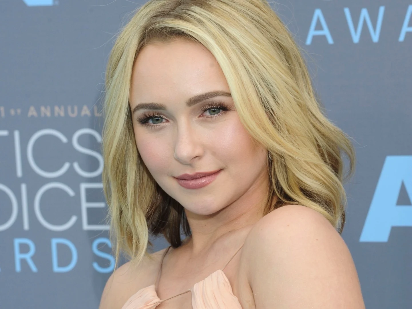 Rijetka fotografija Hayden Panettiere bez šminke pokazuje njenu novu, samopouzdanu eru