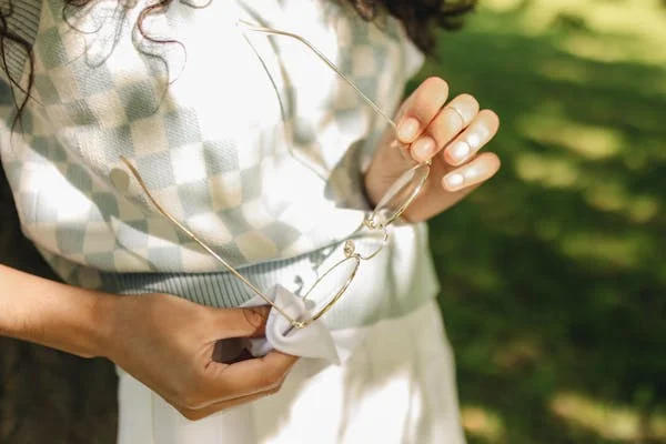Najbolji način za čišćenje naočala bez ogrebotina i mrlja Najbolji način za čišćenje naočala bez ogrebotina i mrlja
