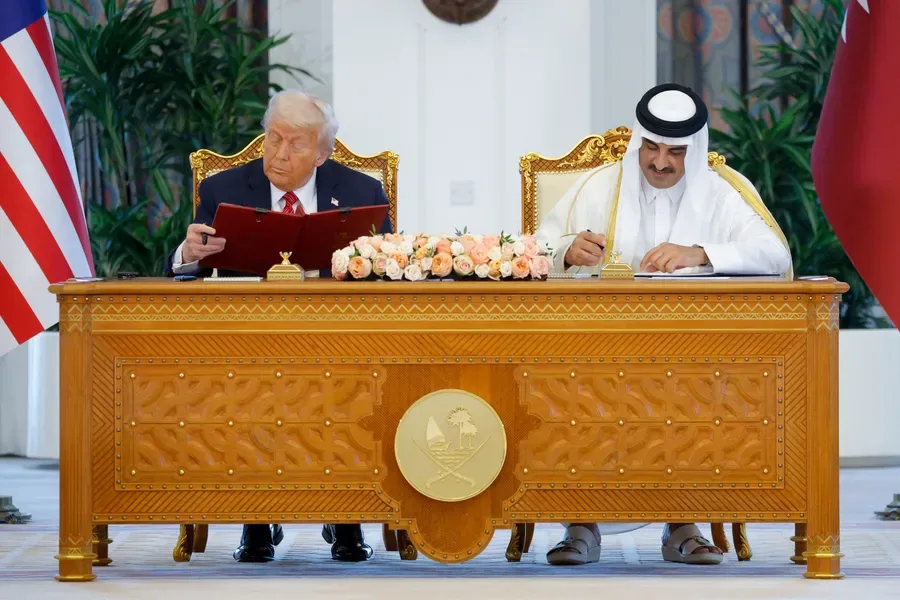 Trump i Al Thani produbili saradnju potpisivanjem strateških sporazuma