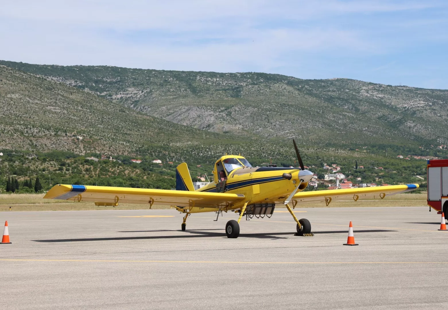 Turski avion se srušio kod Senja, spašavačke ekipe stigle na mjesto nesreće