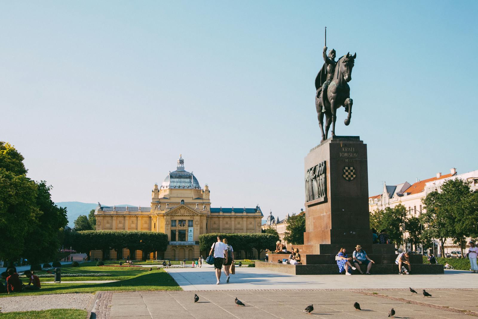Sunny day at King Tomislav Square, featuring the iconic King Tomislav statue in Zagreb, Croatia.