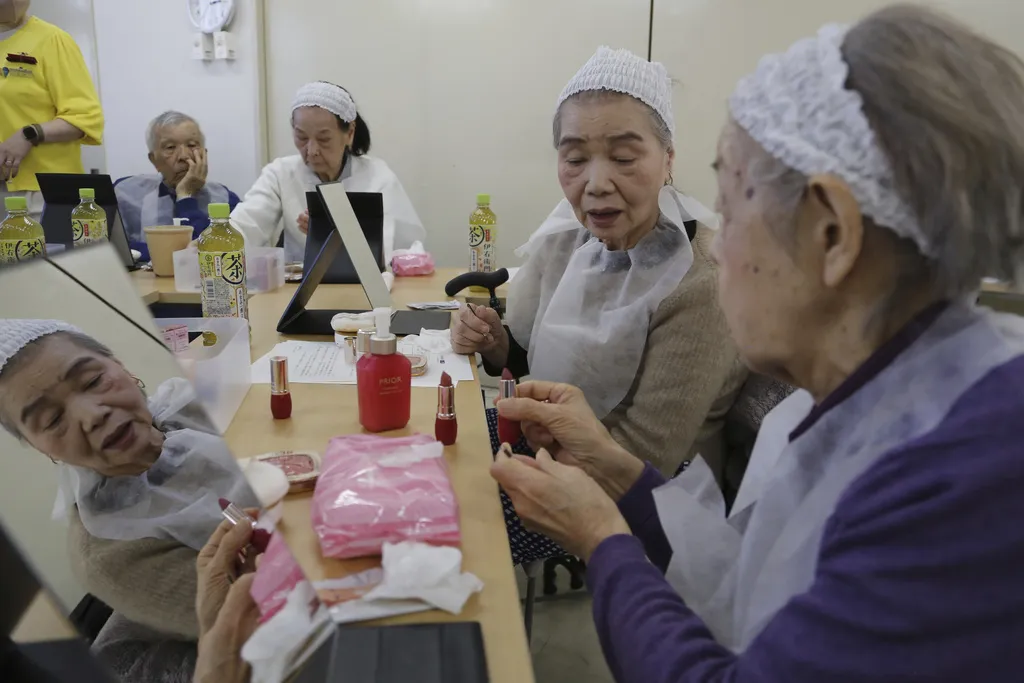 U Japanu zabilježen rekordan broj stogodišnjaka – skoro 100.000
