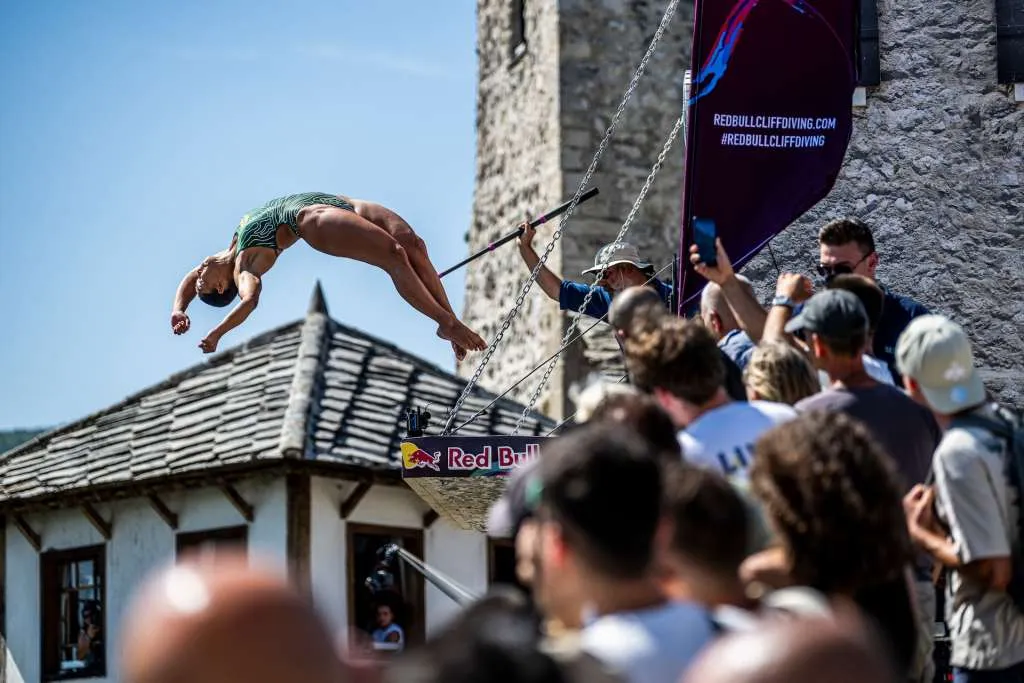 Popovici i Iffland trijumfovali na Red Bull Cliff Diving takmičenju u Mostaru