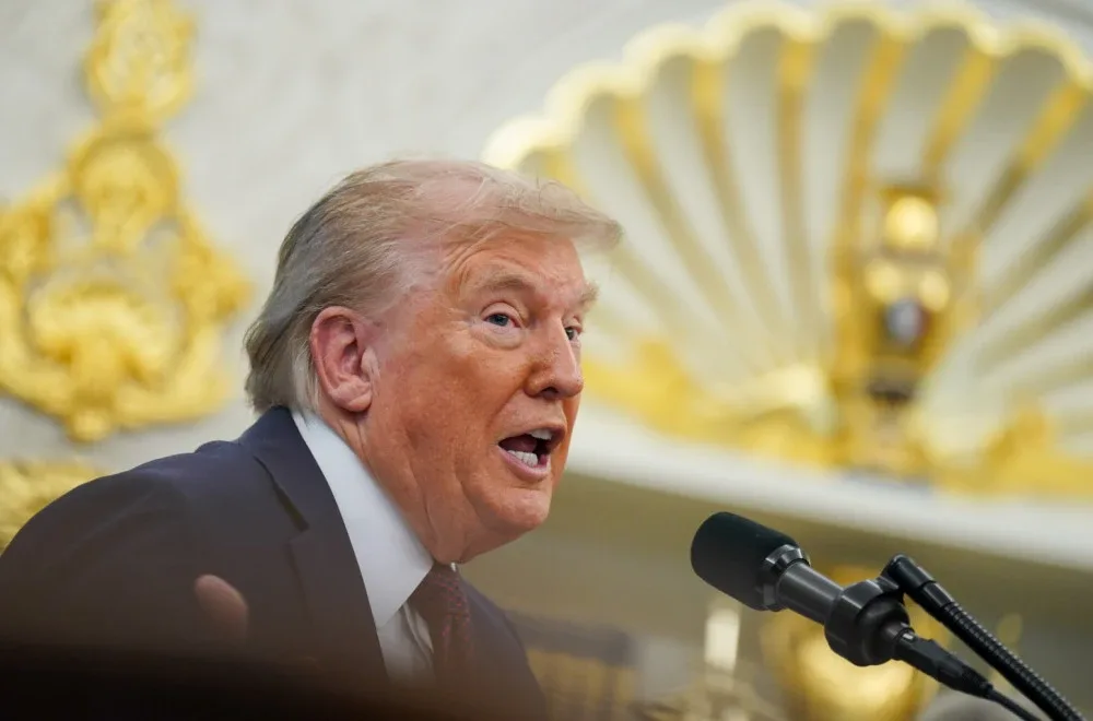 Trump tvrdi: Zelenski će morati prihvatiti sporazum