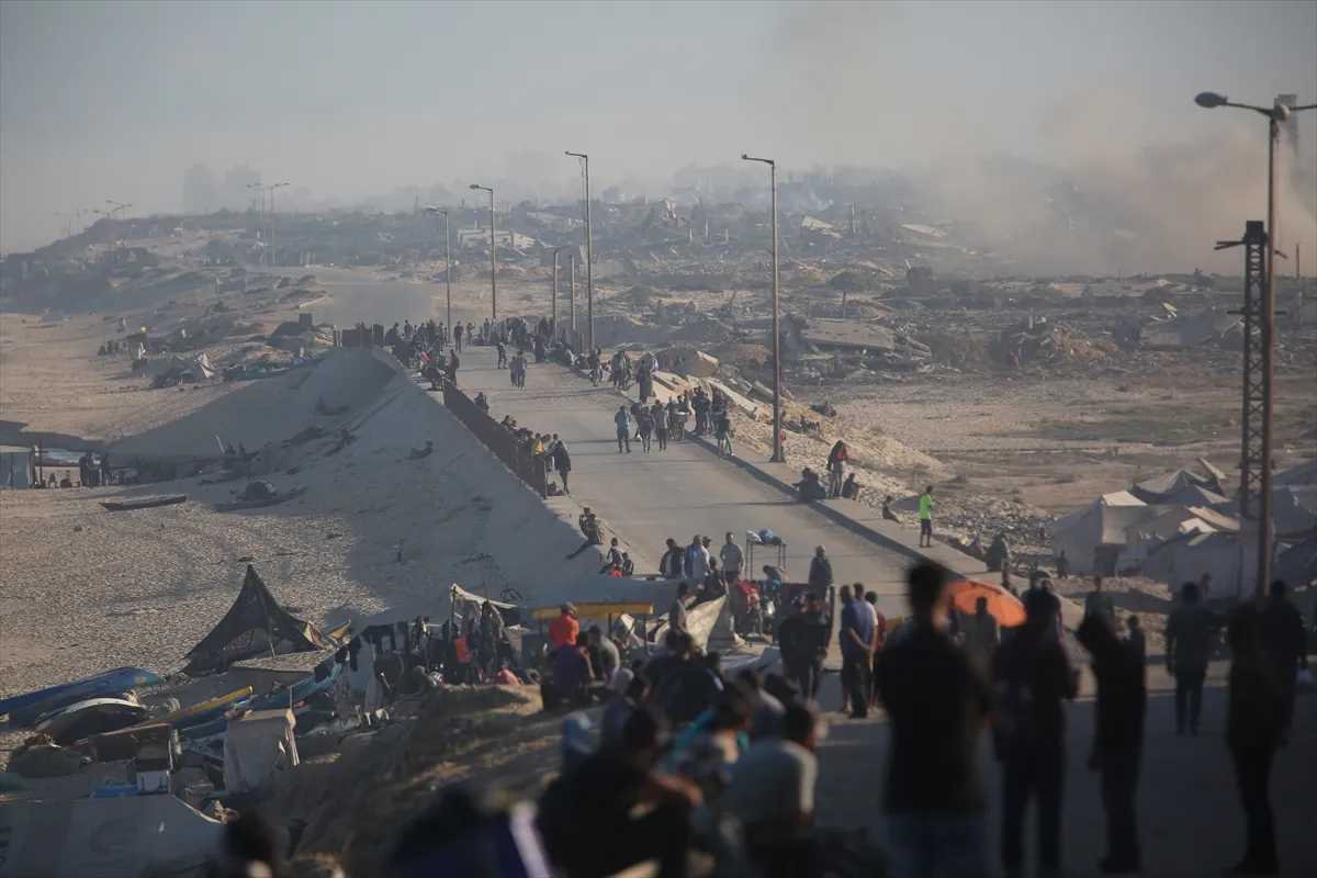 Palestinci se vraćaju kućama nakon prekida vatre u Gazi