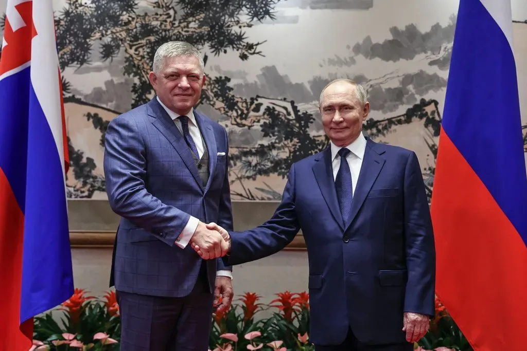 Fico: Ako EU želi mir u Ukrajini, što prije mora da se održi sastanak Trumpa i Putina