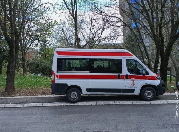 Mrtva beba pronađena na ulici u Novom Sadu