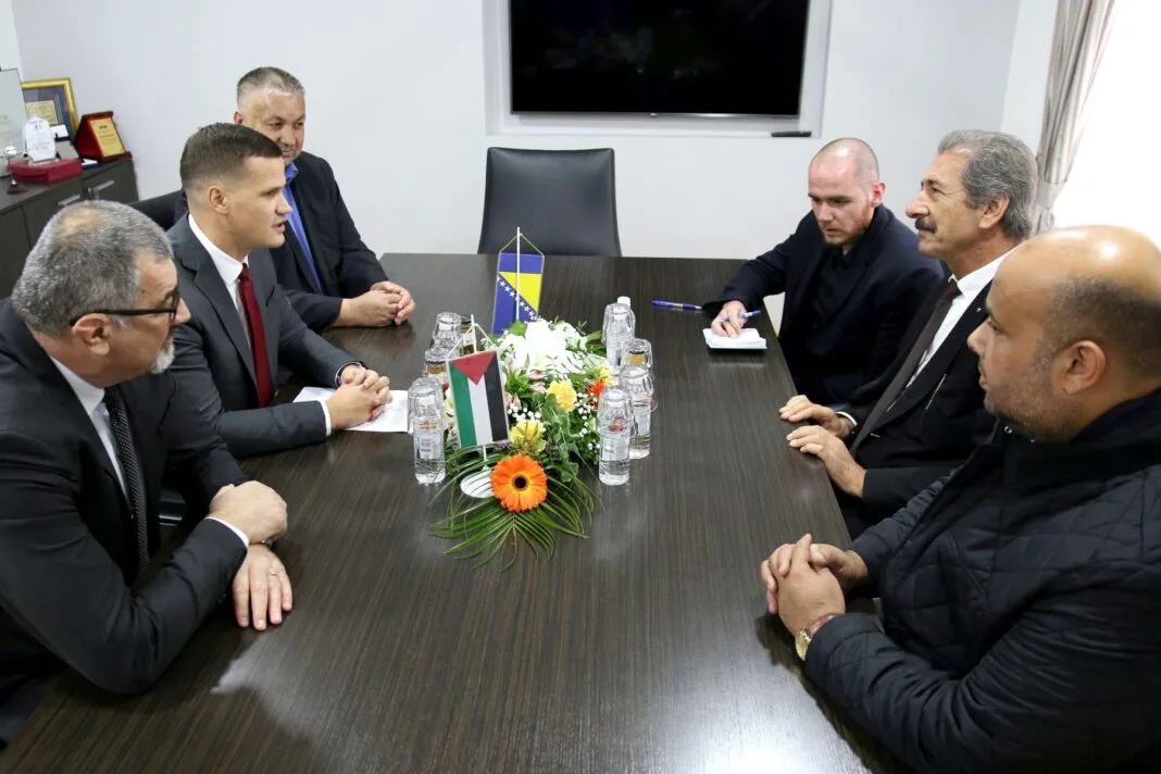 Premijer Halilagić i predsjednik Vujović primili ambasadora Palestine u BiH