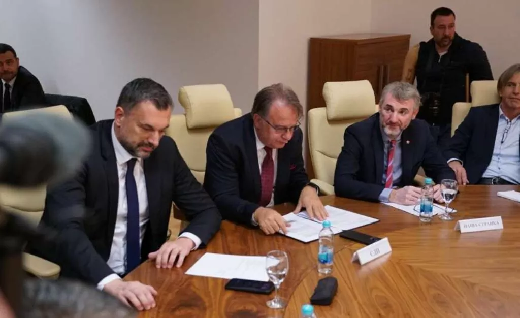 Trojka: SDA nikada nije više tugovala za Dodikom